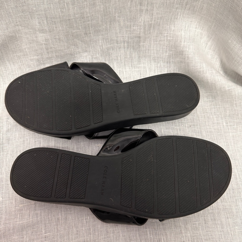 Cole Haan Grand.OS Black Patent Leather Slide Sandals – Size 9M - Picture 4 of 6
